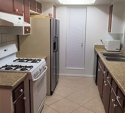 5th image of 1405 Vegas Valley Dr Unit 49