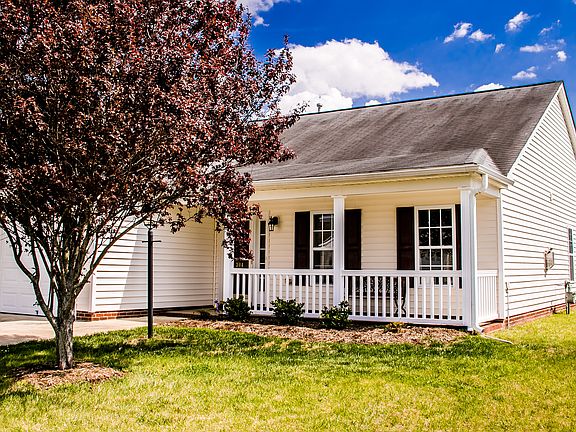 4th image of 304 Slate Dr
