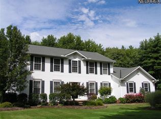 11670 Pinehurst Dr, Chardon, OH 44024