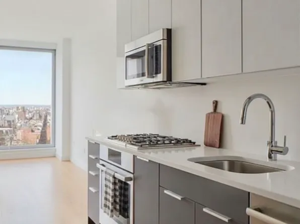 347 Kent Avenue image 2 of 10