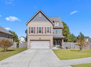 302 Walkens Woods Ln, Jacksonville, NC 28546