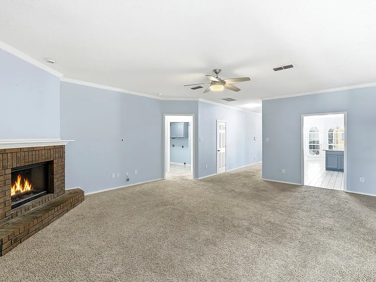 5801 94th St — Photo 37