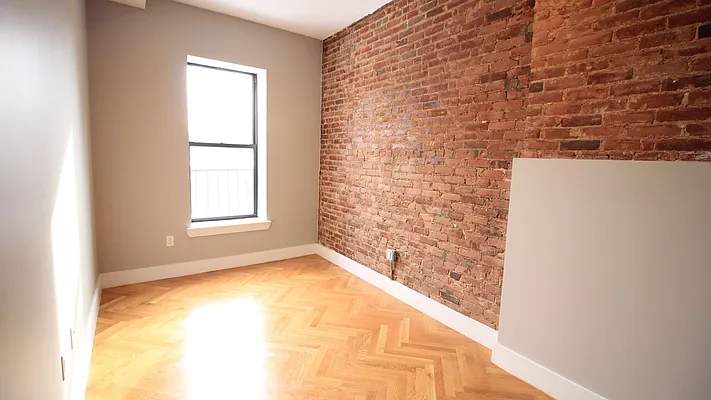 Rented by True Real Estate Group | media 5