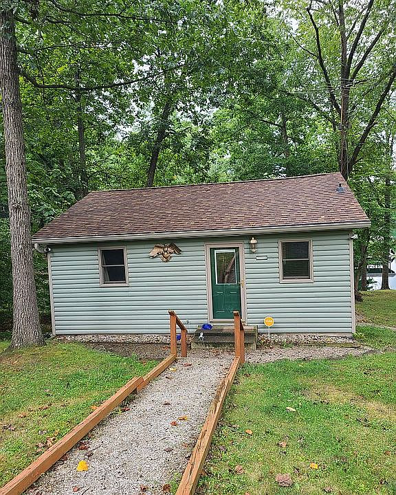 1st image of 7860 King Nut Dr
