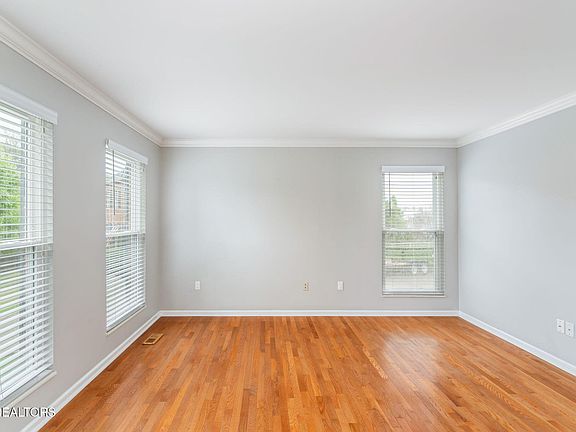4th image of 10349 Saint Regence Ln