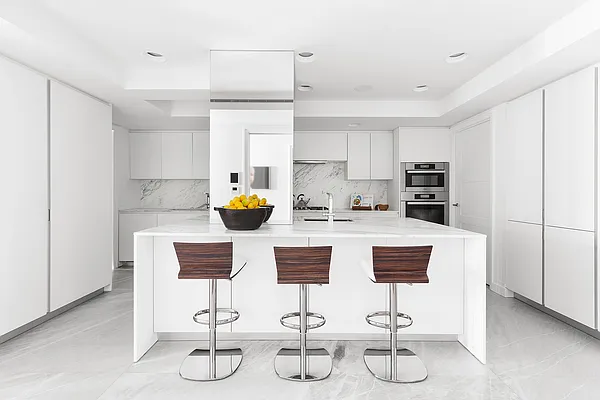Sold by Compass | media 4