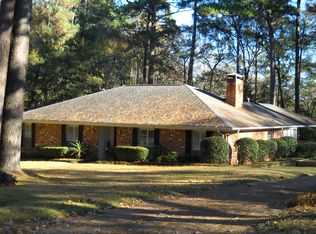 2104 Creekview Bnd, Nacogdoches, TX 75965