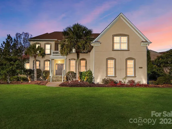 701 Wild Berry Ct, Waxhaw, NC 28173