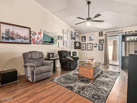 2nd image of 4480 W Rockwood Dr
