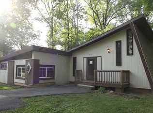 2710 Abington Rd, Columbus, OH 43231