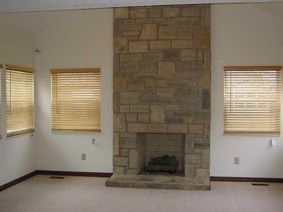 5th image of 3794 Clay Bank Dr