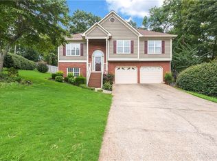 5960 Seven Oaks Dr, Powder Springs, GA