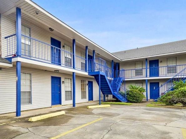 6869 Rembrandt Ave #101