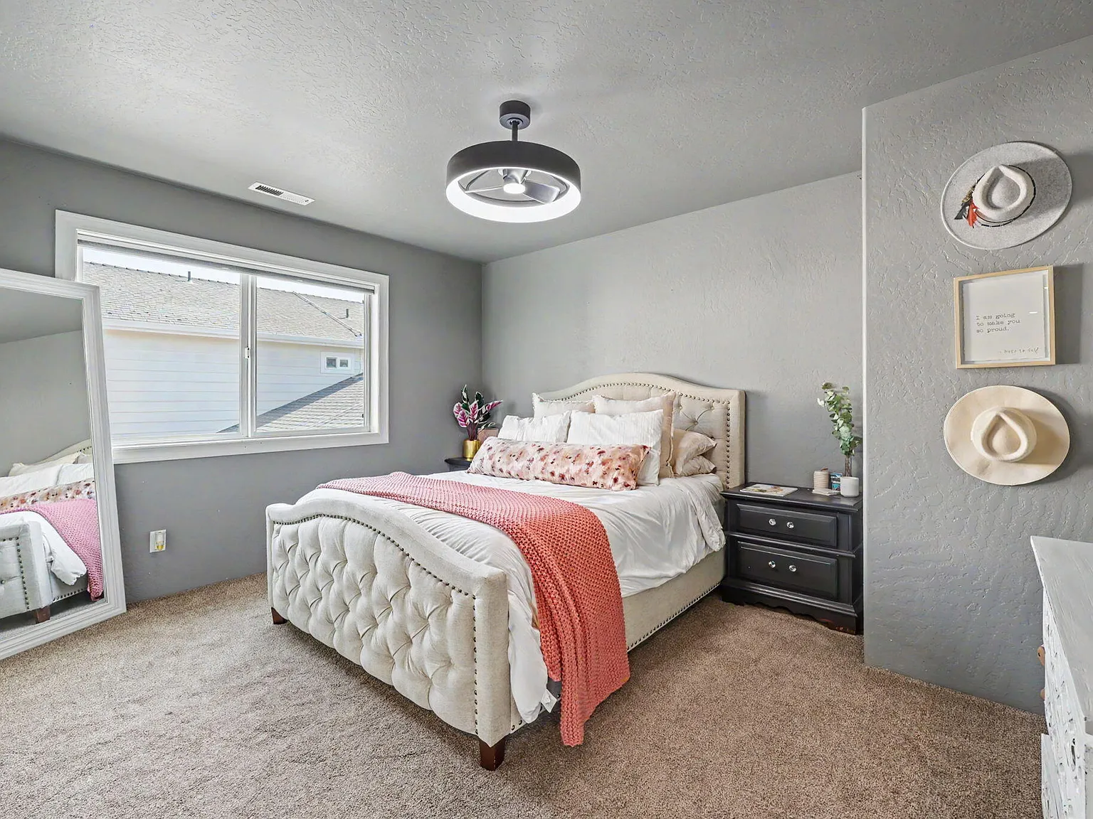 3 bed, 2.5 bath, 2272 sqft, $2,950 — Photo 1