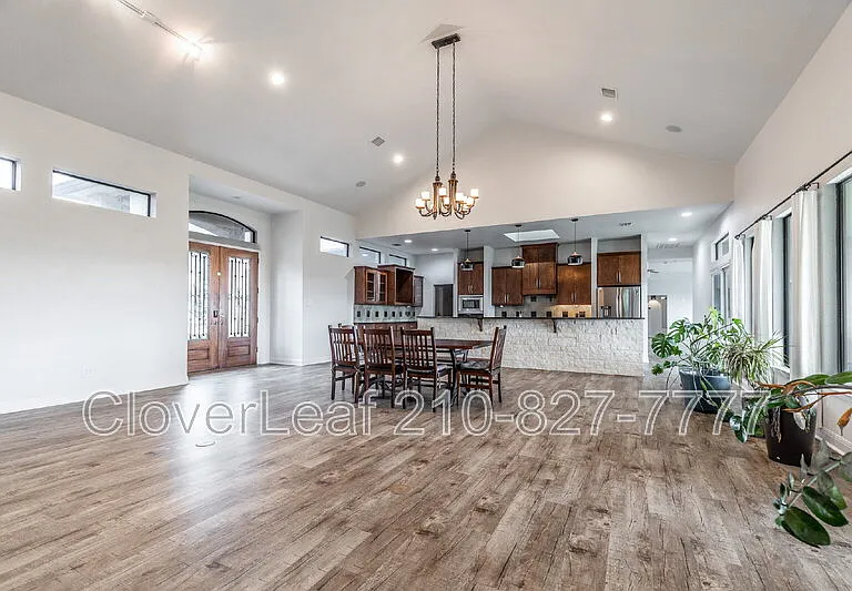 335 Charon Point — Photo 13