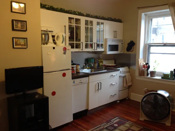 1525 Spruce St, Philadelphia, PA