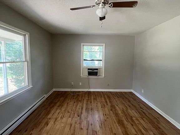 5th image of 3206 Dearborn Dr