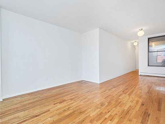 4th image of 140 W 112th St #B2