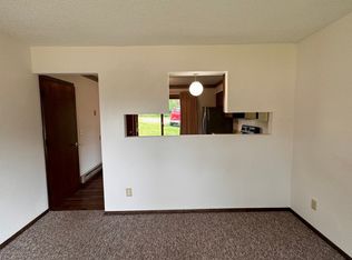 701-709 12th St #1400-1406, Baraboo, WI 53913