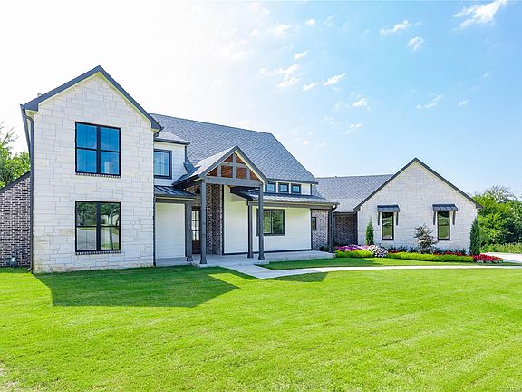 2nd image of 4671 Starling Ct