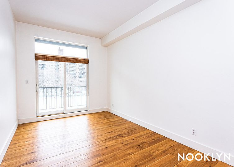 1st image of 73 Montrose Ave #6Y