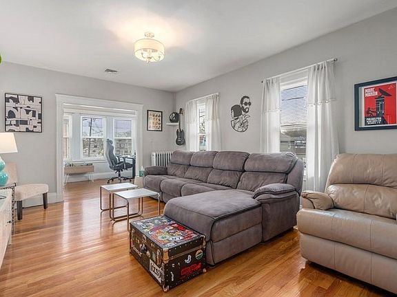 5th image of 233 Faneuil St Floor 2