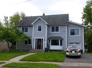 30-10 Gentner Rd, Fair Lawn, NJ 07410