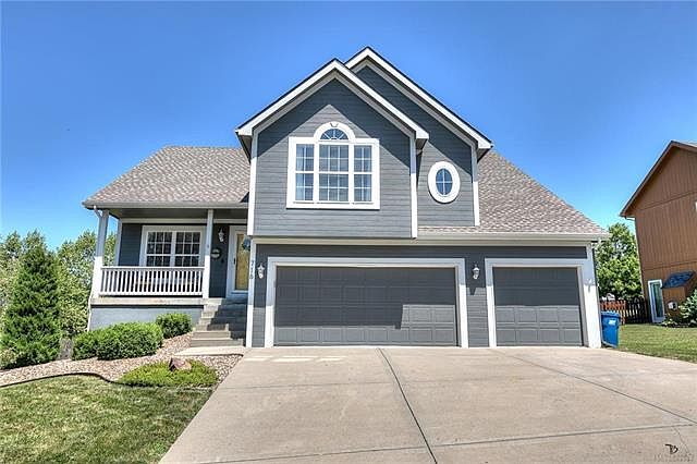 1st image of 716 Holt Dr