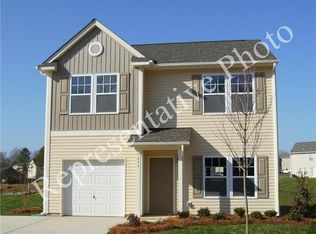 1325 Potter Rdg #101, Concord, NC 28025