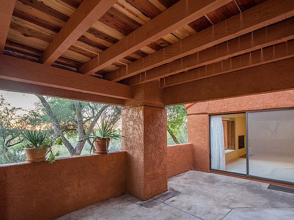 Garden Terrace - View into LR