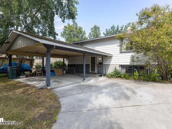 7121 Chester Ct, Anchorage, AK 99504