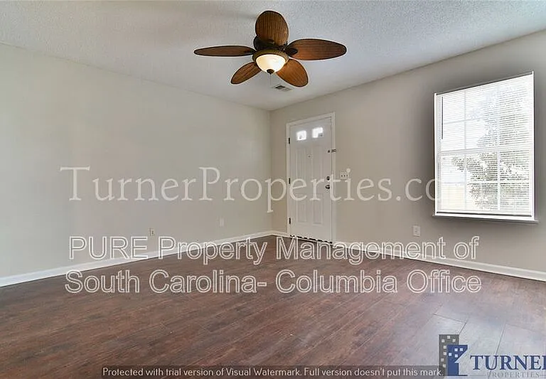 557 Summit Terrace Ct — Photo 17