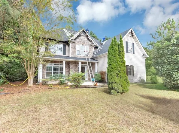 233 Fairwood Dr, Dallas, GA 30157