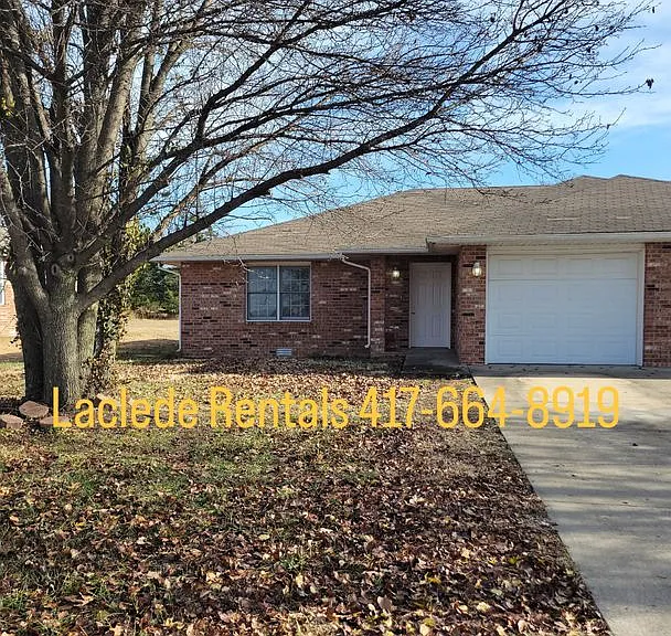 1224 Pine St — Photo 1