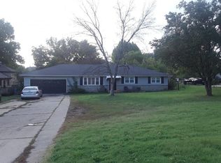 5210 N Spruce Ave, Kansas City, MO 64119