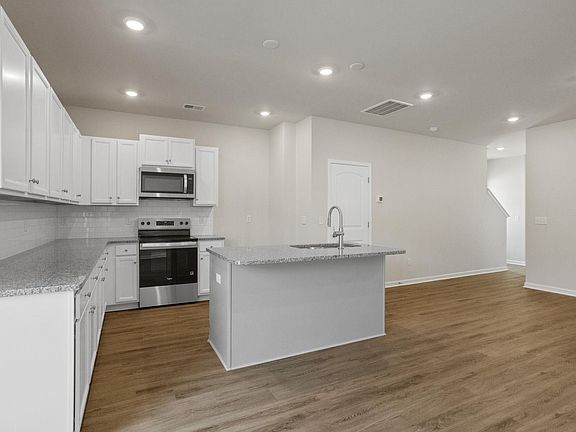 3rd image of 117 Derwent Trl Lot 46