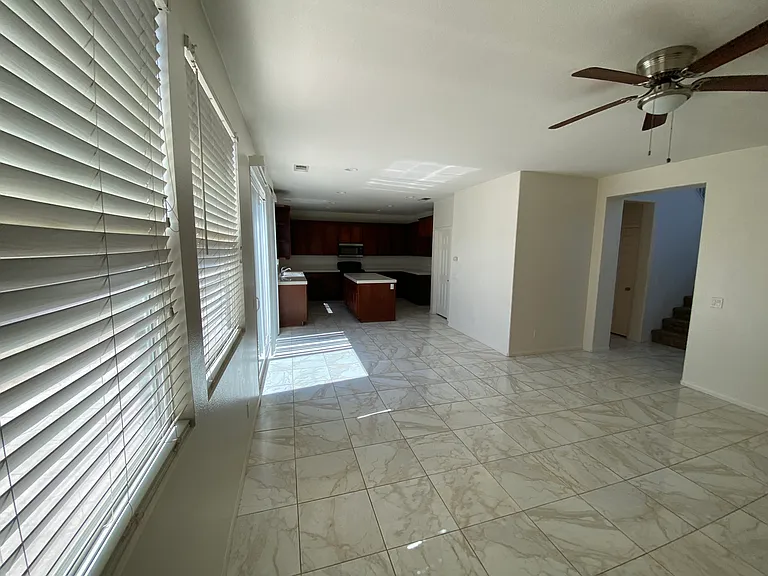 1393 Veronica Trl — Photo 10