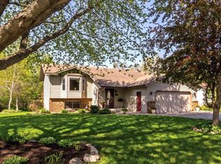 1140 Greenleaf Rd, Owatonna, MN 55060