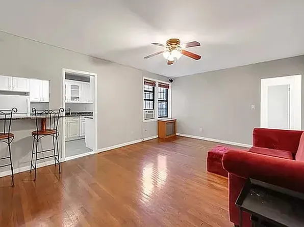 68-20 Burns Street image 6 of 17