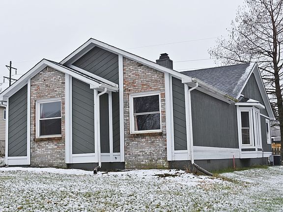 2nd image of 402 Orchard Dr