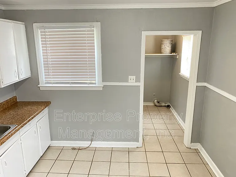 3654 Mason Ave — Photo 17