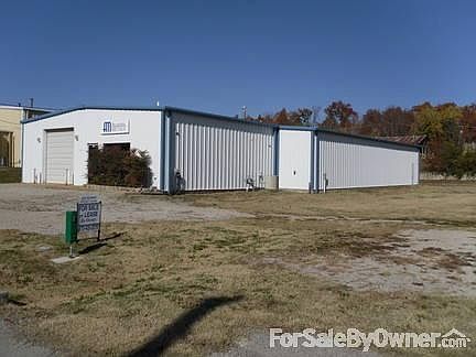 This is a Machine Shop and Metal Fabrication area.