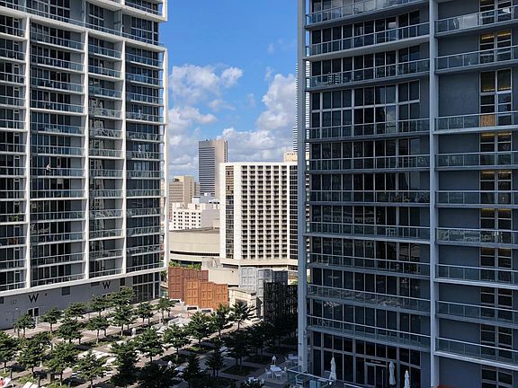 3rd image of 495 Brickell Ave APT 2006