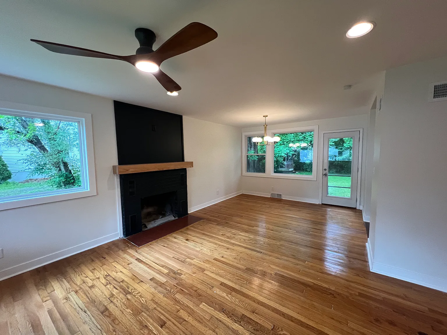 4 bed, 1800 sqft, $2,500 — Photo 1