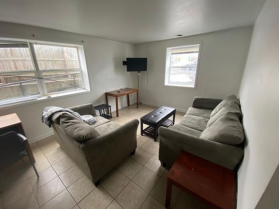 3rd image of 211 Tompkins St APT 1
