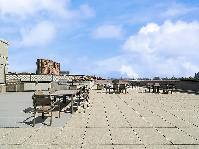 1108 Hudson Park #1108 — Photo 37