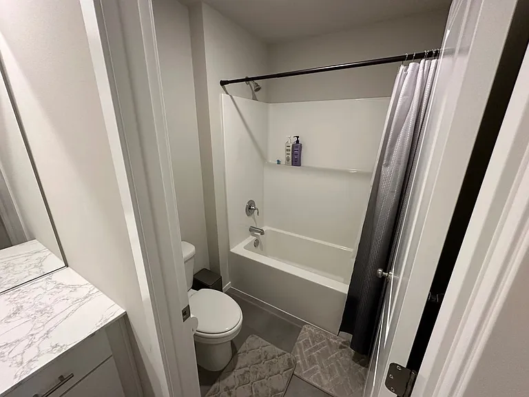 2406 Hyde Ct NE — Photo 22