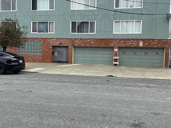 2nd image of 1280 15th Ave #301