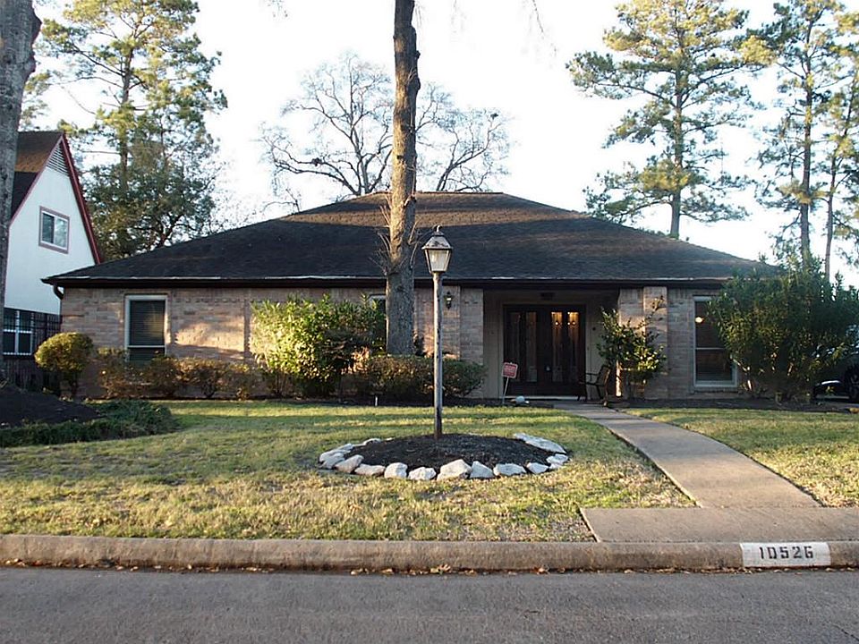 1st image of 10526 Greencreek Dr