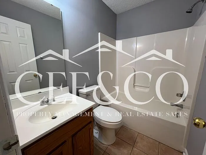 305 Vinyard Rd #305 — Photo 14